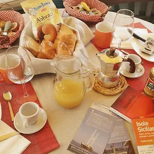 Osman Aga Bateau-hôtel